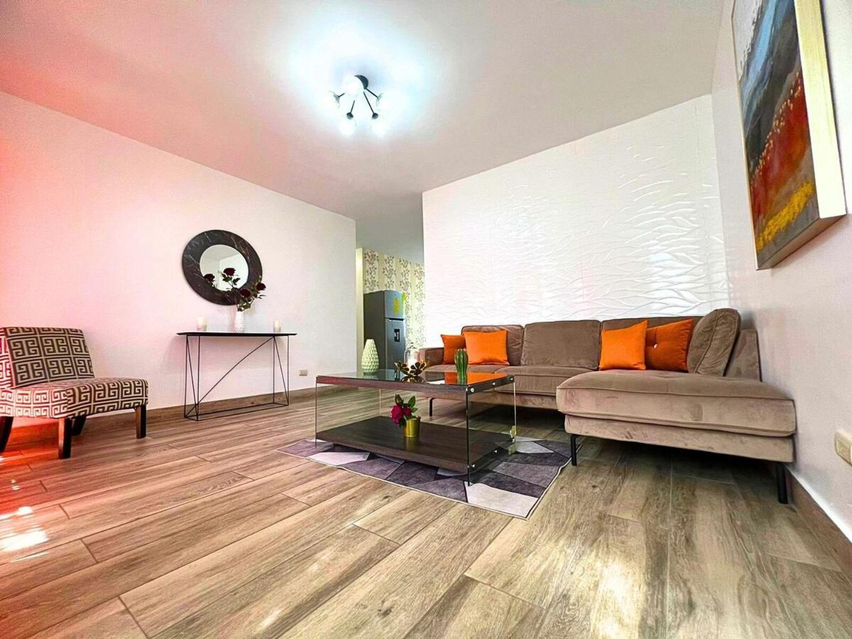 Harmony II Santiago Apartamento-Piscina-Gym -Aire Acondicionado 산티아고 데 로스 카바예로스 외부 사진