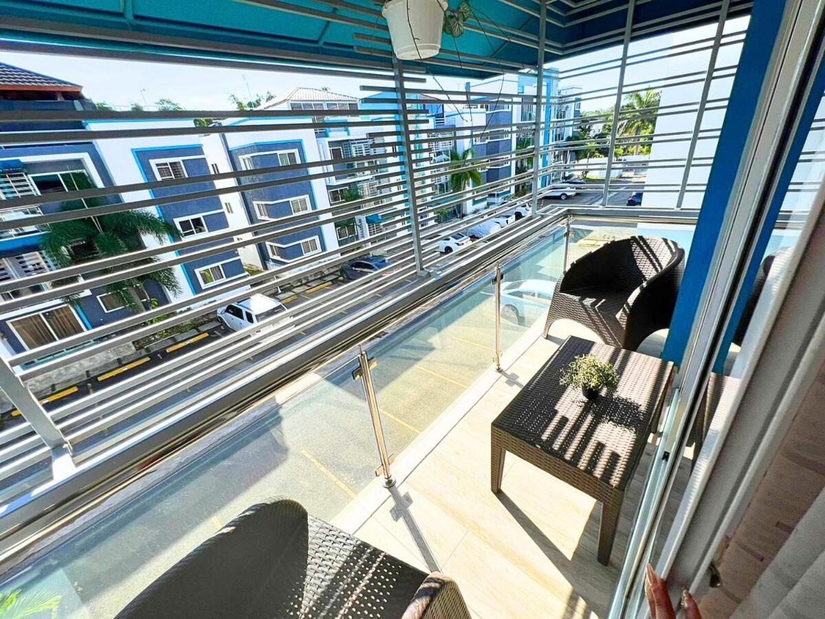 Harmony II Santiago Apartamento-Piscina-Gym -Aire Acondicionado 산티아고 데 로스 카바예로스 외부 사진
